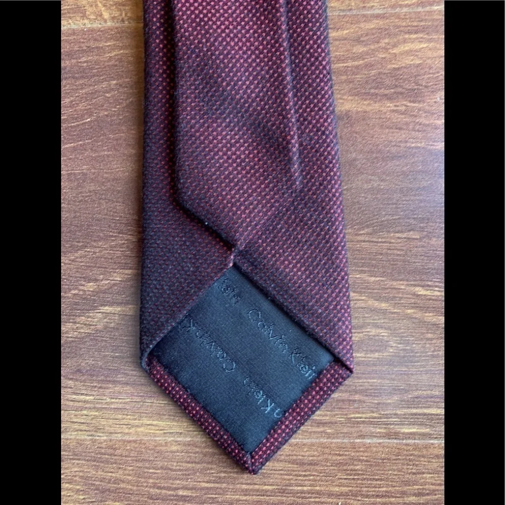 CALVIN KLEIN Burgundy Silk Viscose Necktie